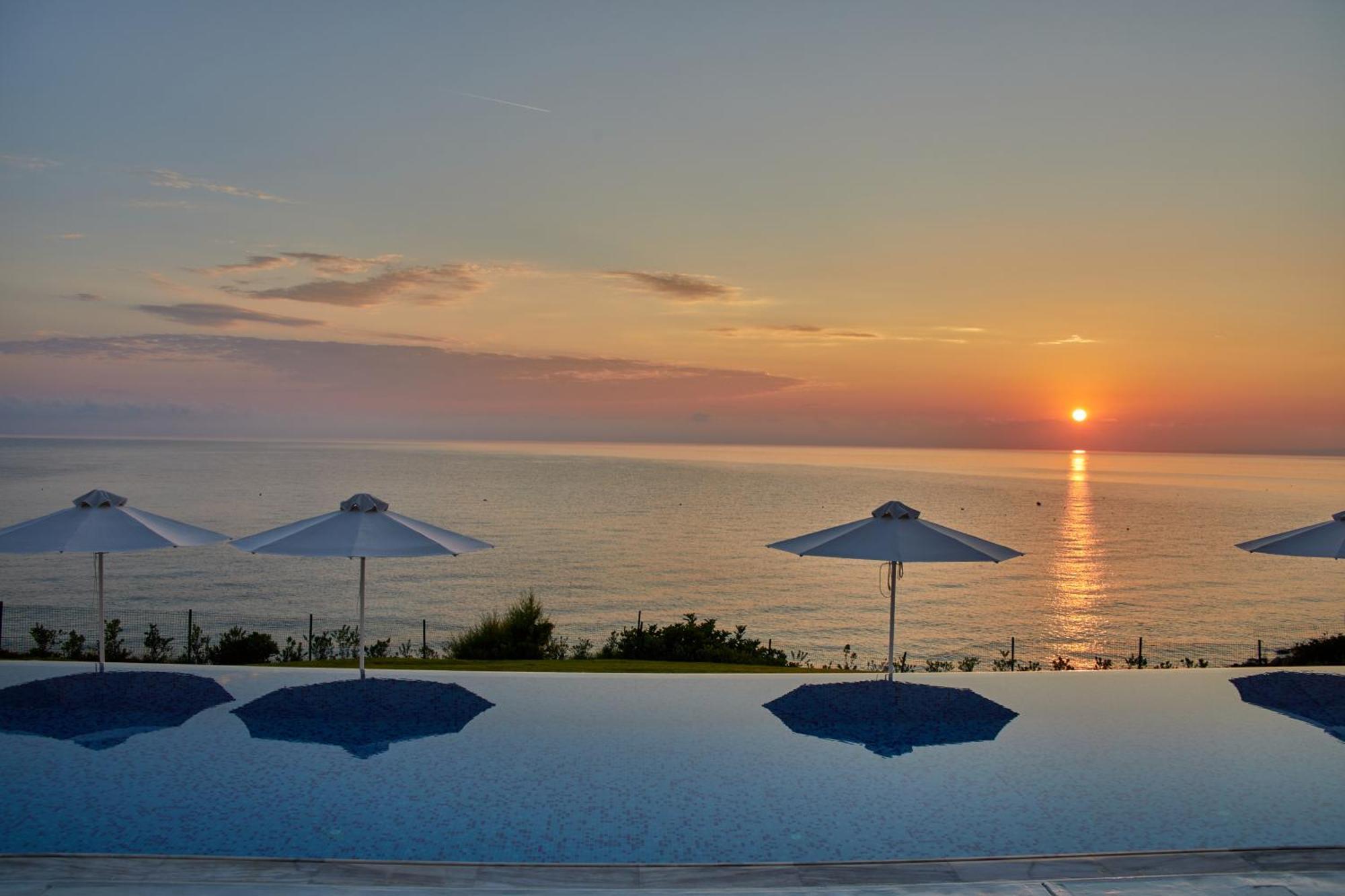 Готель Aluasoul Zakynthos (Adults Only) Трагакі Екстер'єр фото