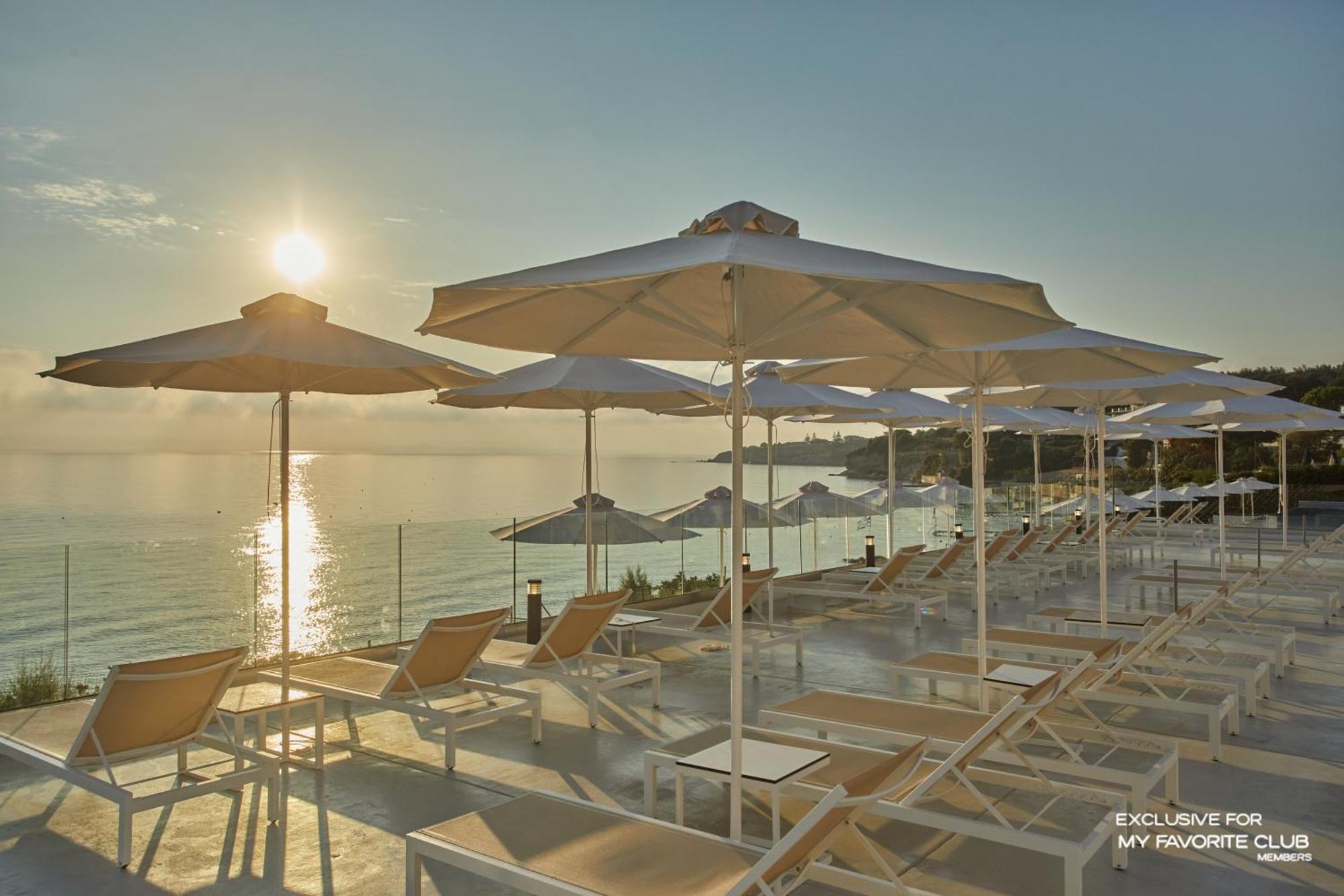 Готель Aluasoul Zakynthos (Adults Only) Трагакі Екстер'єр фото