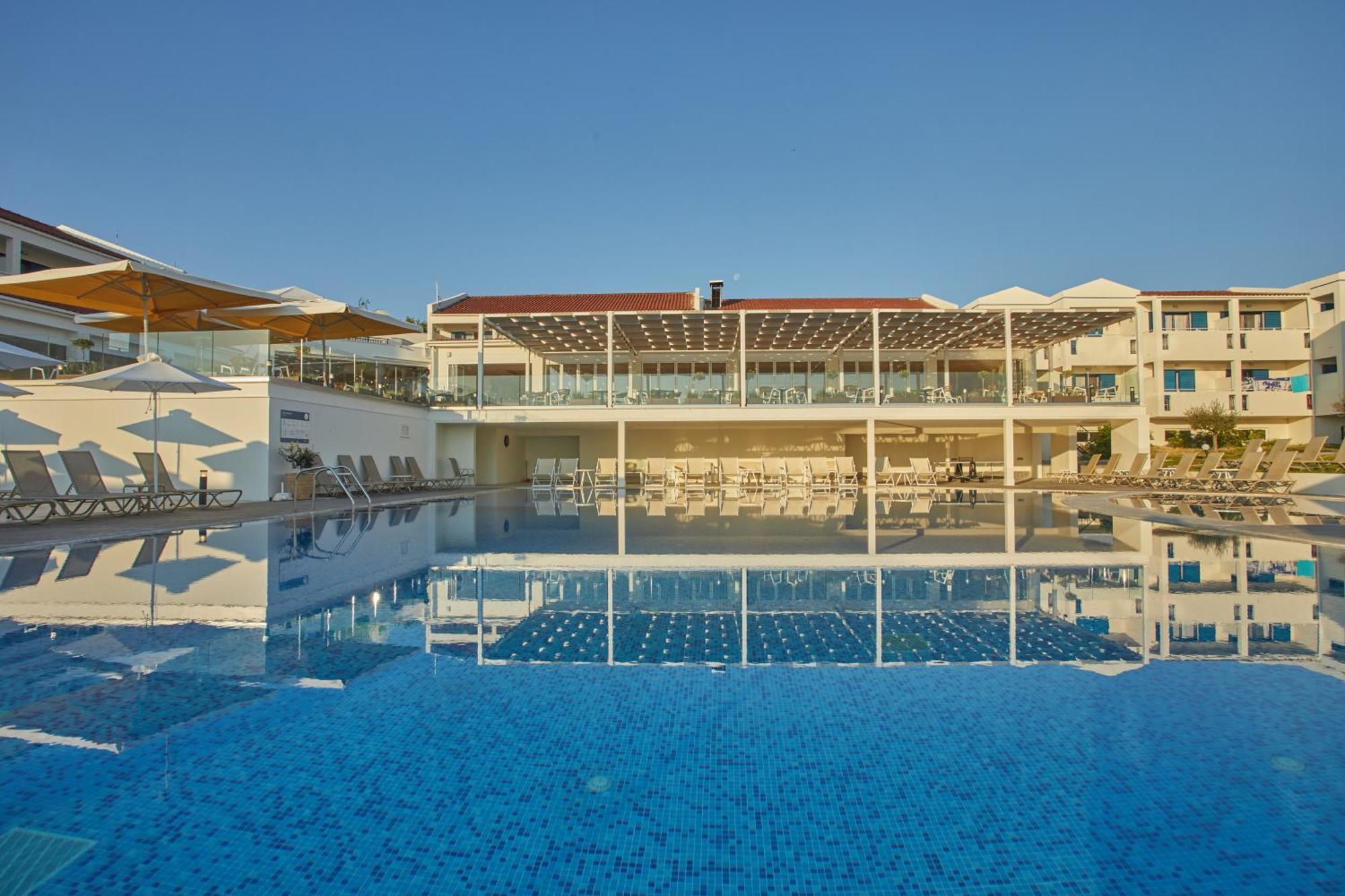 Готель Aluasoul Zakynthos (Adults Only) Трагакі Екстер'єр фото